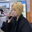 สติกเกอร์