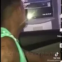 Autocollant